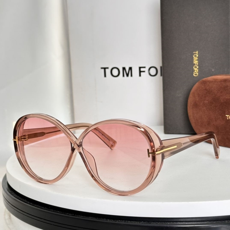 TOM FORD